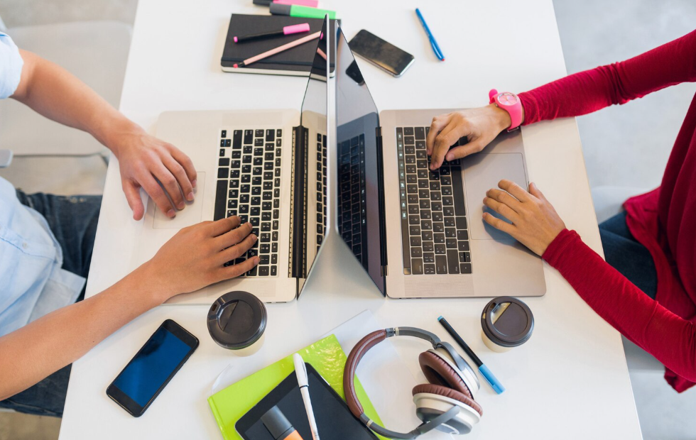 Taller de Plataformas Electrónicas